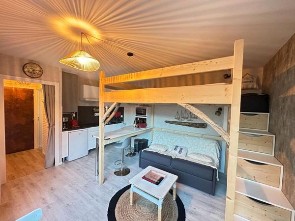 Appartement  Studio 50 m Plage