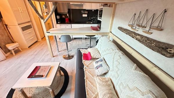 Appartement  Studio 50 m Plage