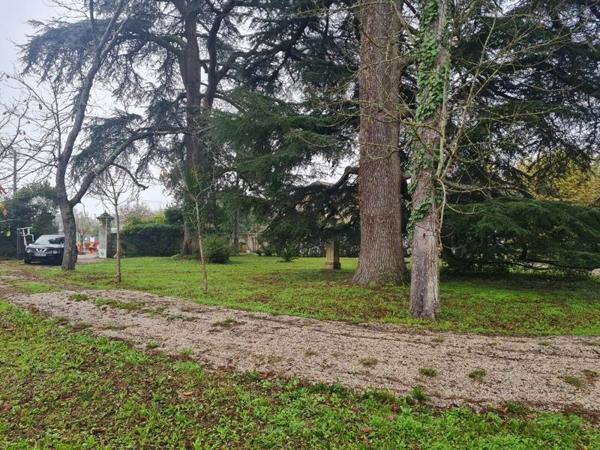 Château à vendre |  Arveyres |  11 pièces | 630 m²