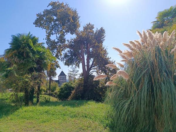 Demeure de prestige Salies De Bearn 50 pièce(s) 1980 m2 sur 1 ha