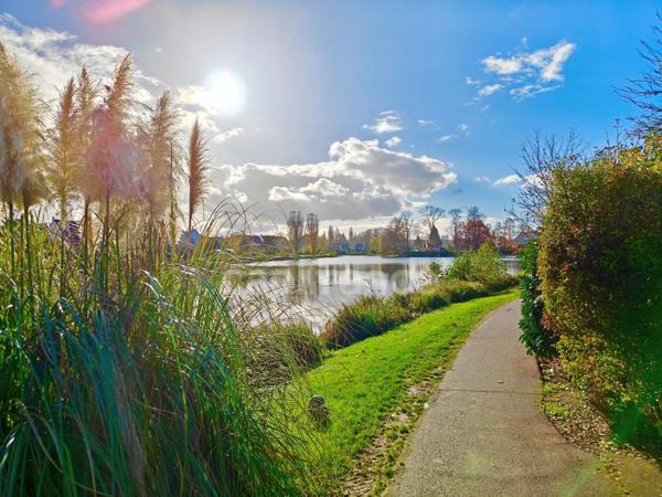 Maison à vendre 5 pièces exposition Sud avec VUE SUR LAC