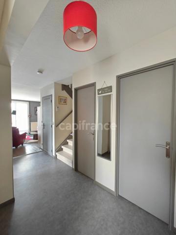 Maison à vendre 5 pièces exposition Sud avec VUE SUR LAC