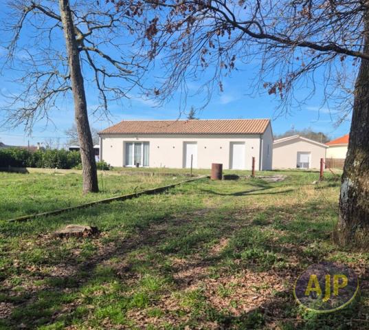 Vente maison Saint Yzan De Soudiac : 249 550 € - AJP Immobilier Saint Andre de Cubzac