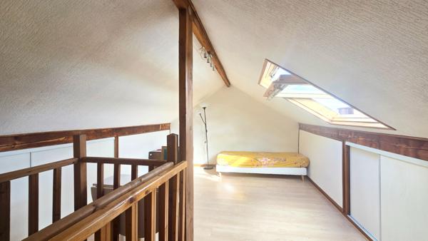 APPARTEMENT F2 36,83 M² À JUVISY-SUR-ORGE, DERNIER ÉTAGE ET ESPACE EN DUPLEX