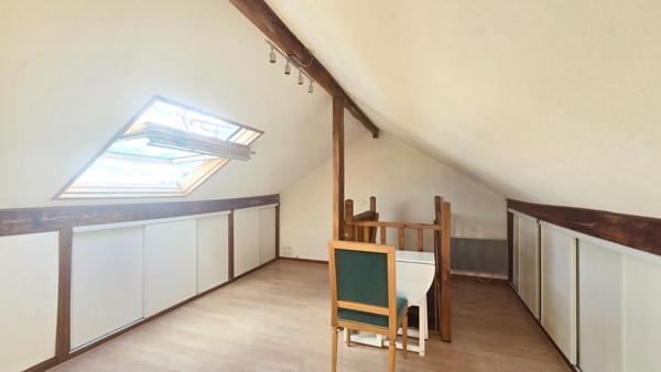 APPARTEMENT F2 36,83 M² À JUVISY-SUR-ORGE, DERNIER ÉTAGE ET ESPACE EN DUPLEX