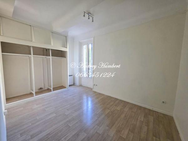 Exclusivité, Grand appartement  T4 , 80 m² ? Manosque centre-ville
