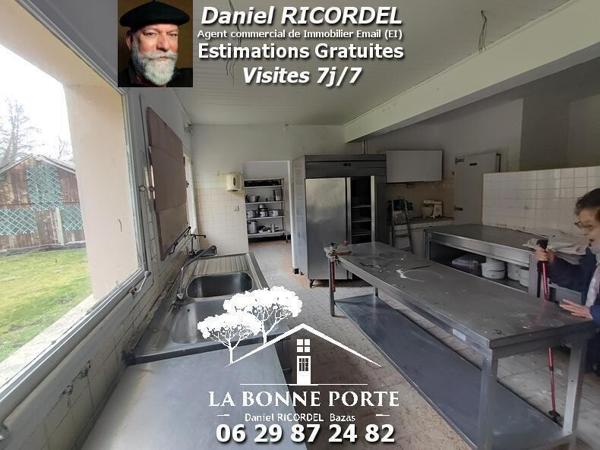 Vente a terme ok 18 ch, salle 150 couverts dépendances, sur13000m²