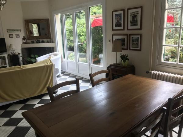 Maison à vendre |  Carignan-de-Bordeaux |  6 pièces | 160 m²
