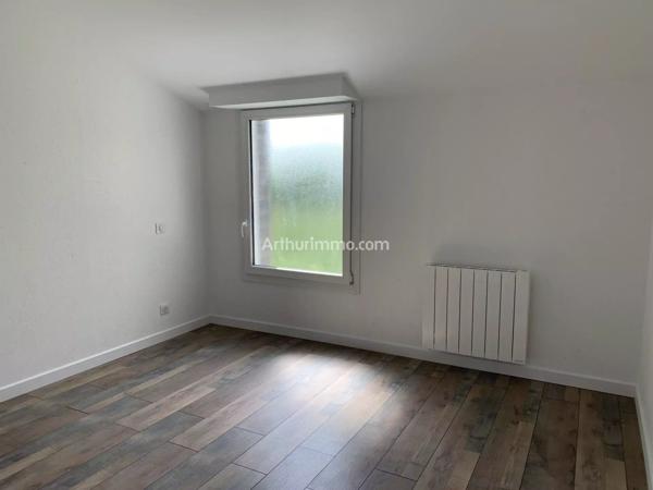 Location                                                      Appartement
                        
                     2 pièces                      45 m2                     à Mauléon