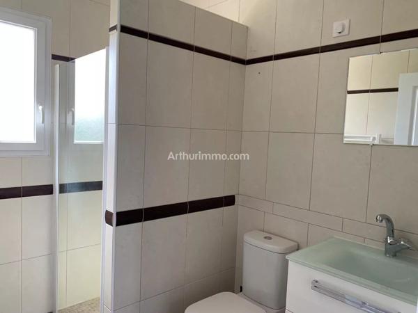 Location                                                      Appartement
                        
                     2 pièces                      45 m2                     à Mauléon
