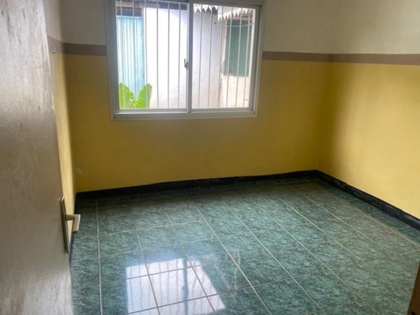 SAINTE CLOTILDE (97490) Maison (à rénover) T4 de 82 m² sur parcelle 263 m²