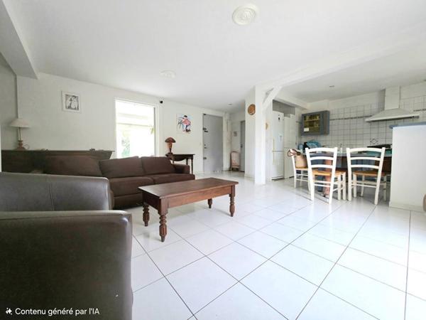 Maison  6 pièce(s) 130 m2 PLAIN PIED