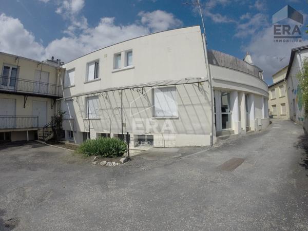 STUDIO MEUBLE A LOUER - BLOIS - REFAIT A NEUF, PROCHE CENTRE-VILLE, LYCÉES ET ECOLES