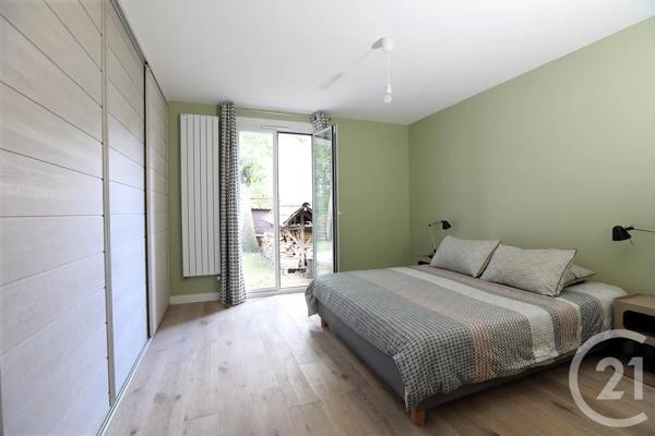 Maison à vendre  6 pièces - 137,47 m 2   MAUREPAS  - 78