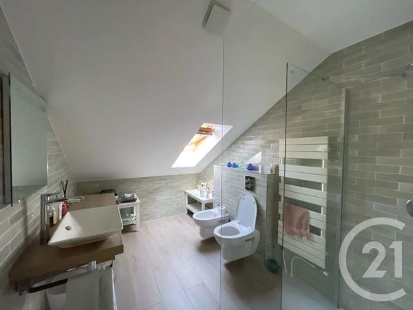 Maison à vendre  6 pièces - 137,47 m 2   MAUREPAS  - 78