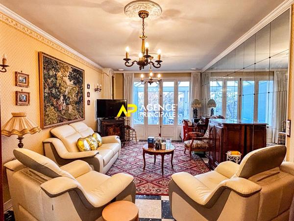 Sartrouville - La Plaine - Maison 6 pièces 131.60 m2 660 000 € ** - Référence 9517