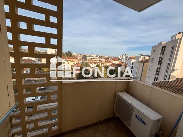 Location Appartement 4 pièces 100.65 m² - LE COURBET Lyon 69003