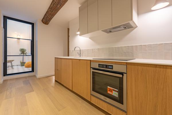 Nice (06300) APPARTEMENT VIEUX NICE REFAIT A NEUF AVEC PATIO