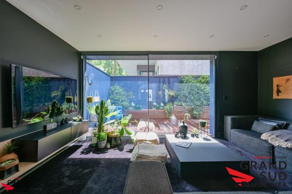 Maison contemporaine T4. terrasse. stationnements
