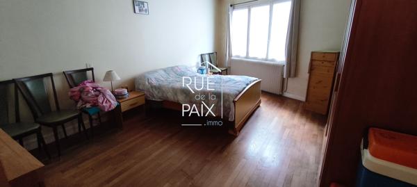 79200 PARTHENAY MAISON DE VILLE AVEC LOCATAIRE EN PLACE