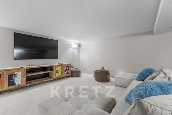 Exclusivité - Le Castellet – Propriété provençale rénovée avec piscine et appartement indépendant