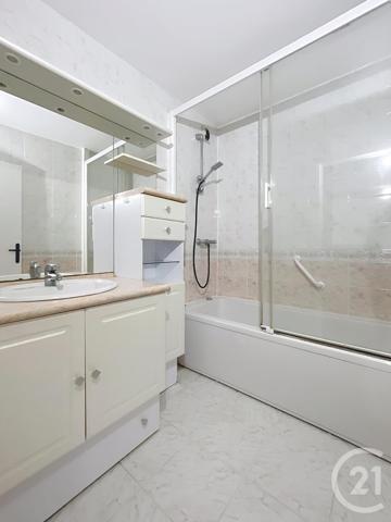 Appartement à vendre  3 pièces - 76,07 m2 COMPIEGNE - 60