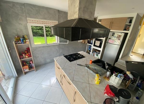 Maison 8 pièces de 200m2 sur 6000m2 de terrain