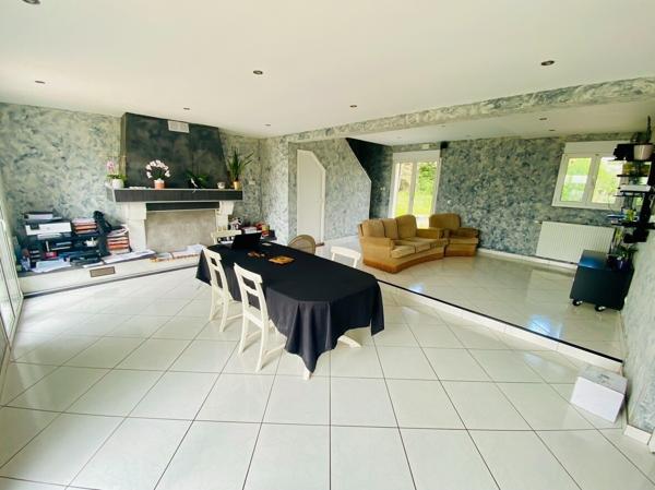 Maison 8 pièces de 200m2 sur 6000m2 de terrain