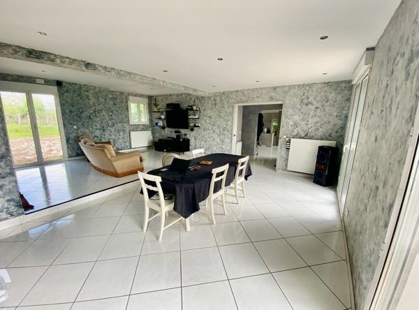 Maison 8 pièces de 200m2 sur 6000m2 de terrain