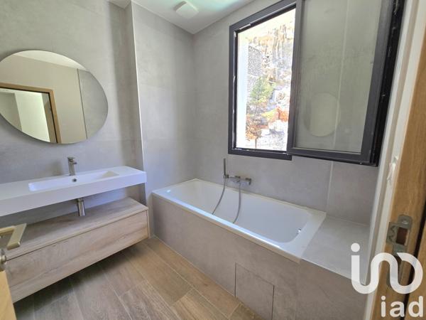 Appartement à vendre 4 pièces 77 m² Marseille 16