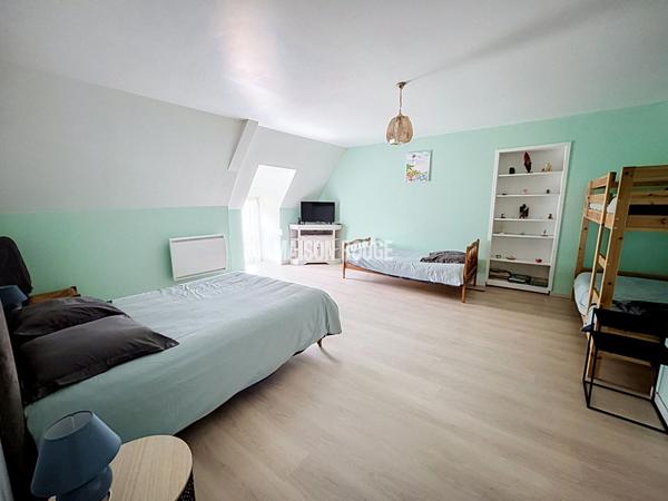 Longère rénovée 313 m² 6 chambres 4 suites parentales-calme-campagne-idéal gites
