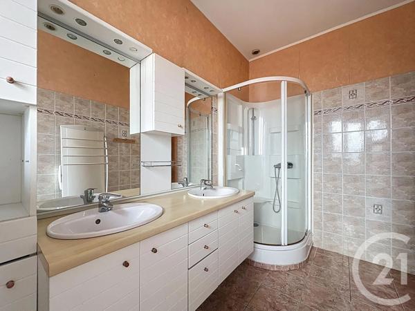 Maison à vendre  4 pièces - 123 m 2   MUSSIDAN  - 24