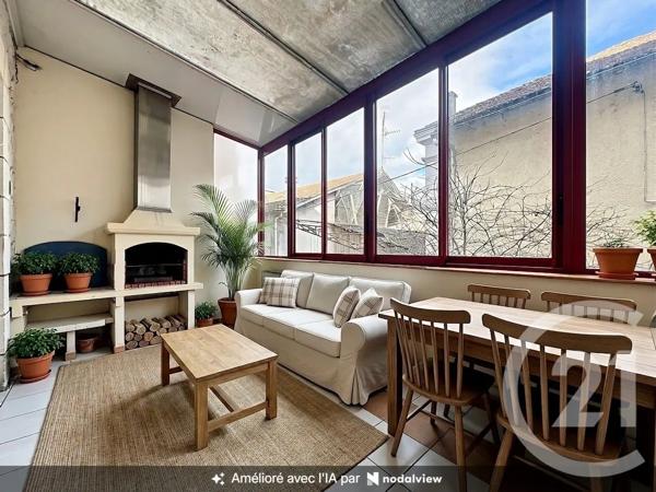 Maison à vendre  4 pièces - 123 m 2   MUSSIDAN  - 24