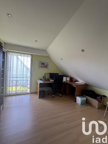 Maison 8 pièces de 220 m² à Saint-Doulchard (18230)