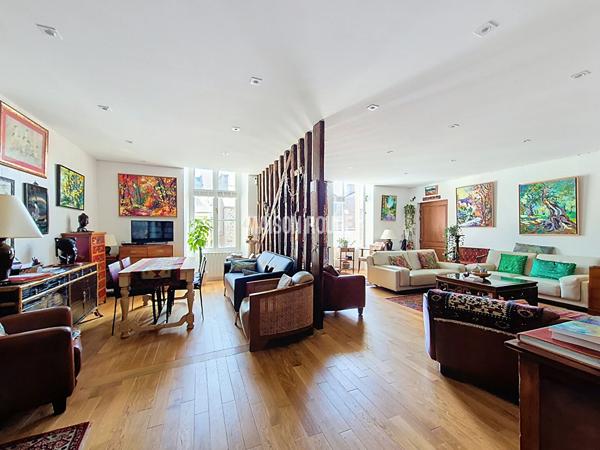 Appartement de caractère en plein centre historique