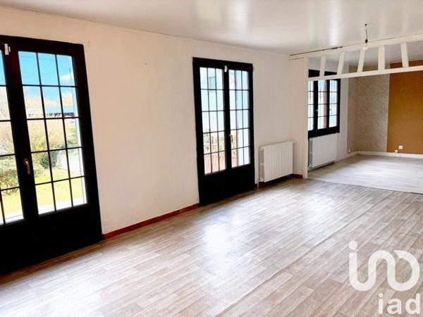 Maison à vendre 6 pièces 121 m² Réalcamp