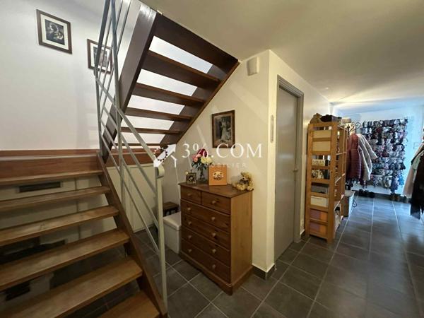 Maison 6 pièce(s) 3 chambre(s) 110 m²