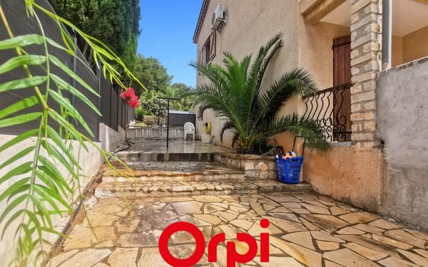 Appartement à vendre    4 pièces •  Bandol