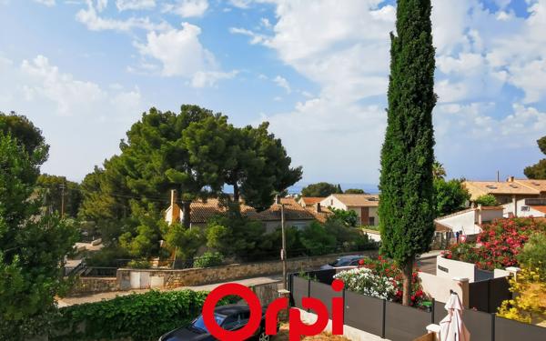 Appartement à vendre    4 pièces •  Bandol