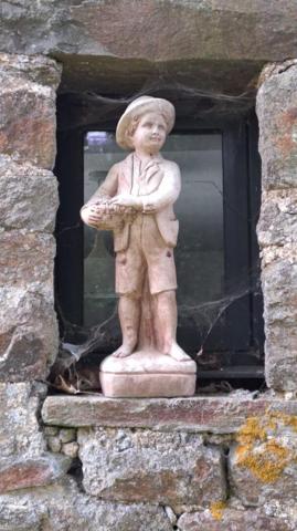 Deux maisons pour le prix d'une. Idéal pour un gîte