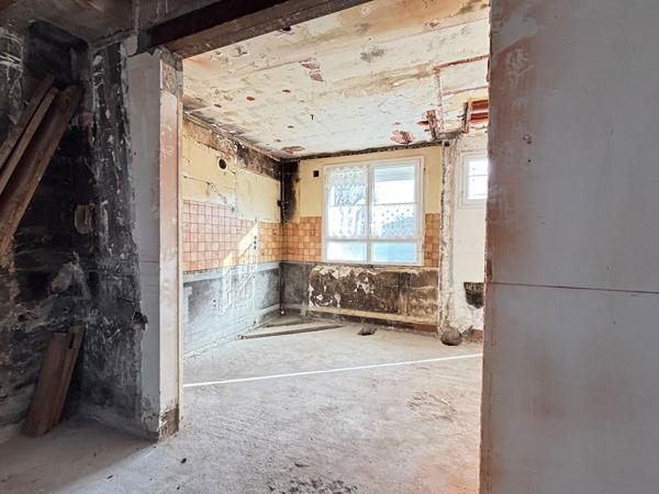 17640 VAUX SUR MER Ensemble immobilier à rénover
