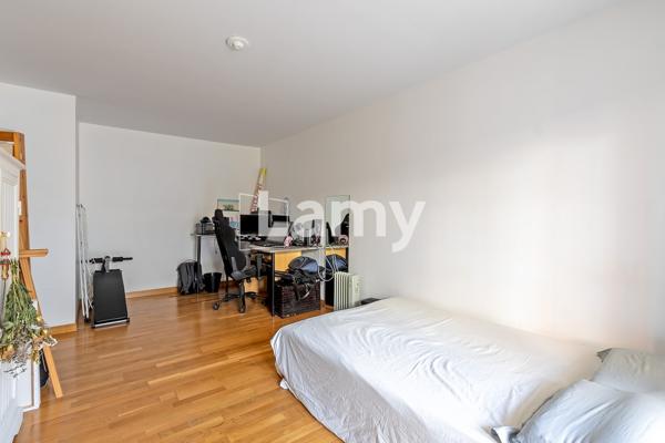 Appartement t2 - 48 m² - parking - beaux-arts