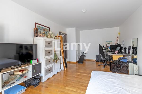 Appartement t2 - 48 m² - parking - beaux-arts