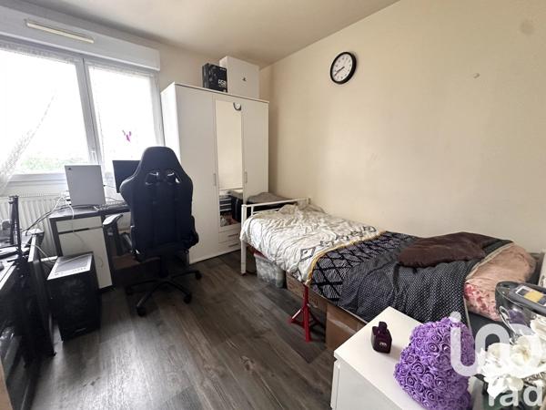 Duplex 5 pièces de 100 m² à Orly (94310)