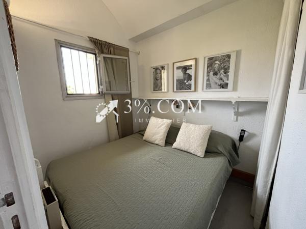 Studio
                                                                                                                                                                                                                                                                                                                        1 pièce(s)                                                                                                                                                                                                                                                                                                                              29.77  m²