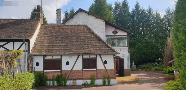 Maison à vendre à Forges-les-Eaux en Seine-Maritime (76440), ref : 145