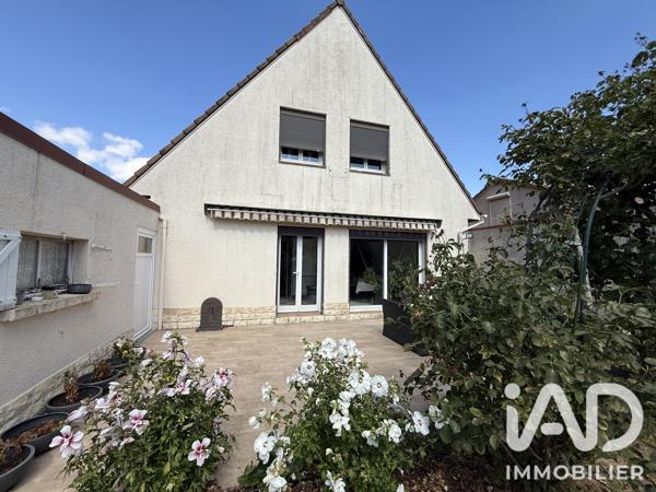 Maison à vendre 5 pièces 104 m² Vaux-le-Pénil