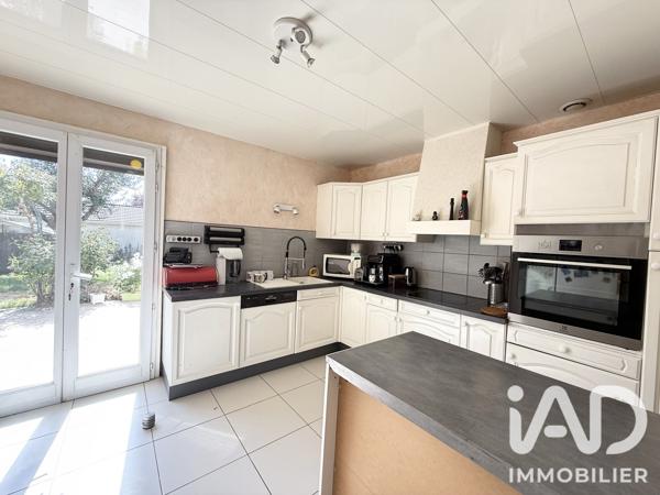 Maison à vendre 5 pièces 104 m² Vaux-le-Pénil
