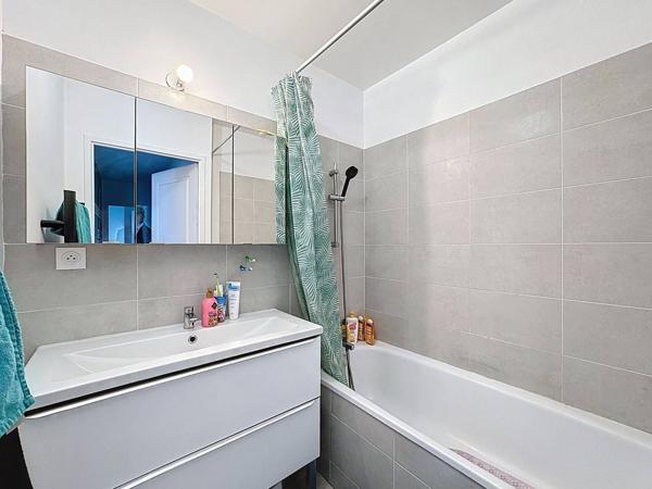 Achat appartement Roissy-en-Brie - 4 pièce(s) - 72 m² - 259 000 €