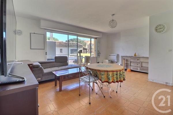 Appartement T3 à vendre  3 pièces - 67,91 m2 FREJUS - 83
